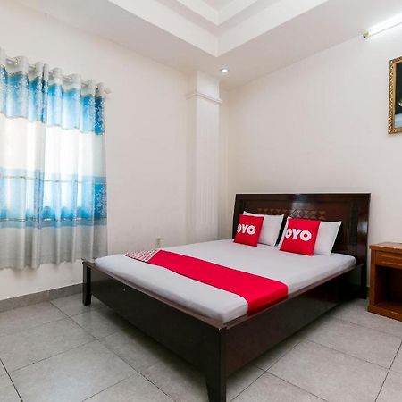 Oyo 1117 Ngoc Lan Motel Hué Eksteriør billede